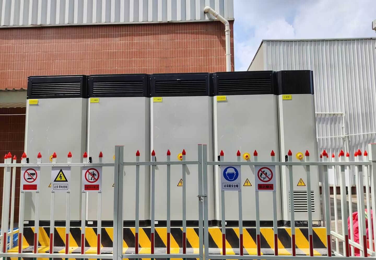 Enhancing Energy Efficiency in the Paper Industry with Enjoypowers’ Advanced Energy Storage Solutions